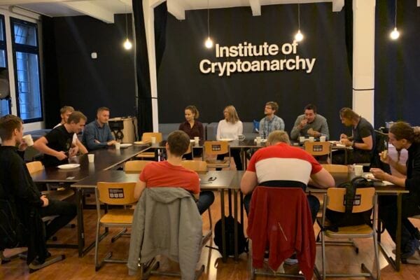 Aleš Janda - Krypto snídaně