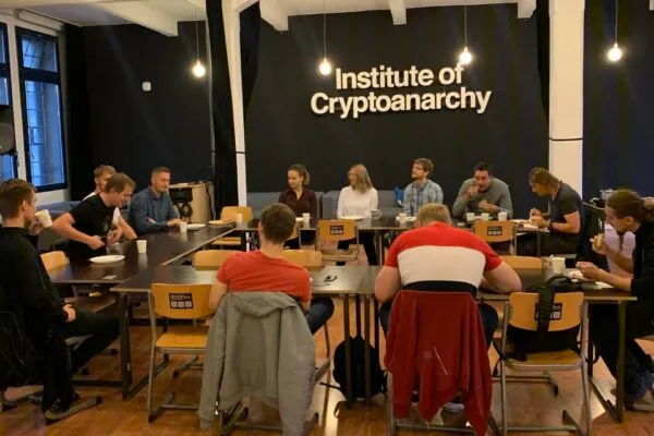 Aleš Janda - Krypto snídaně